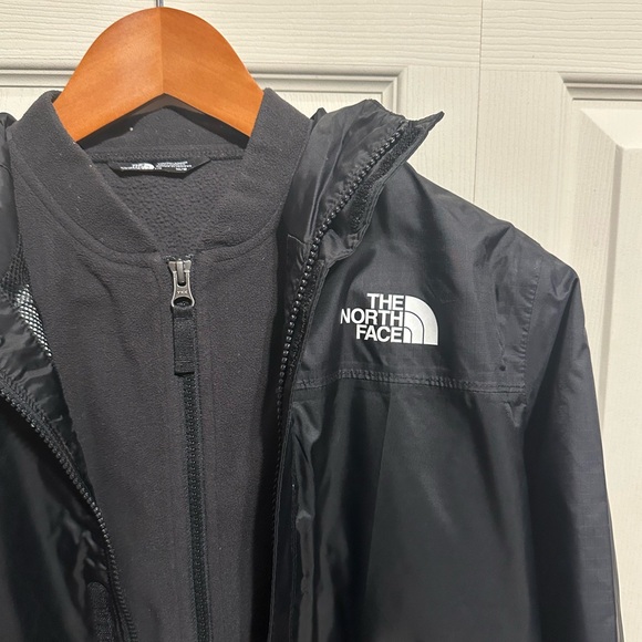 EUC The North Face Youth Stormy Rain Triclimate - Picture 8 of 9